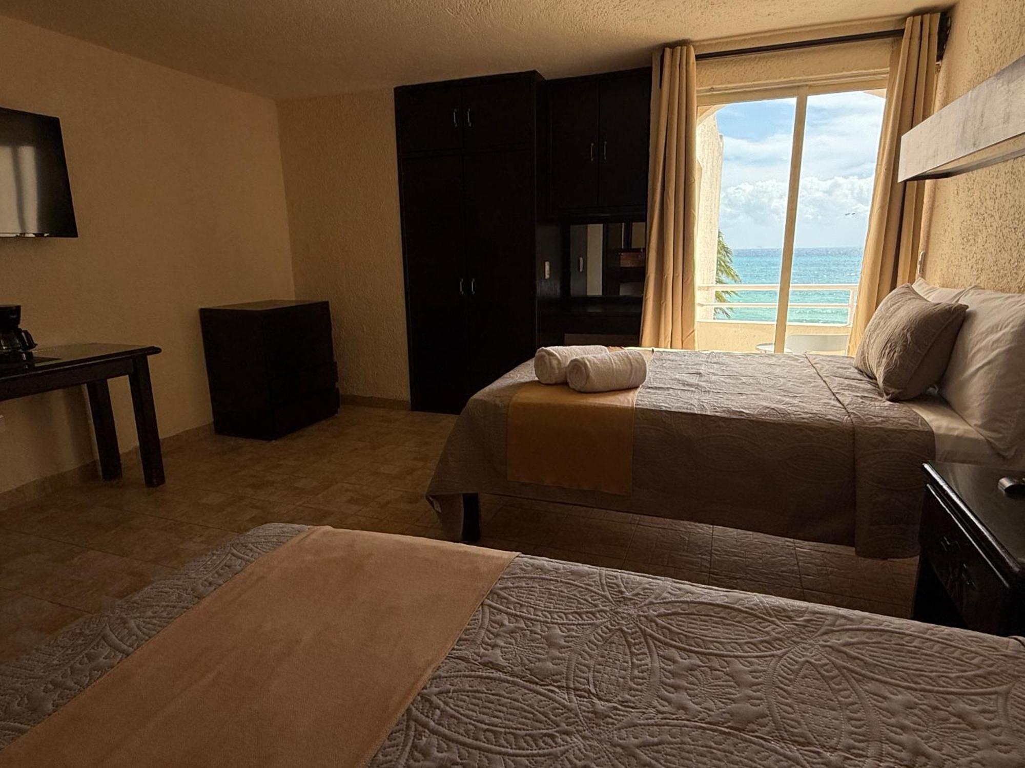 Luciana Hotel & Beach Club Playa del Carmen Chambre photo