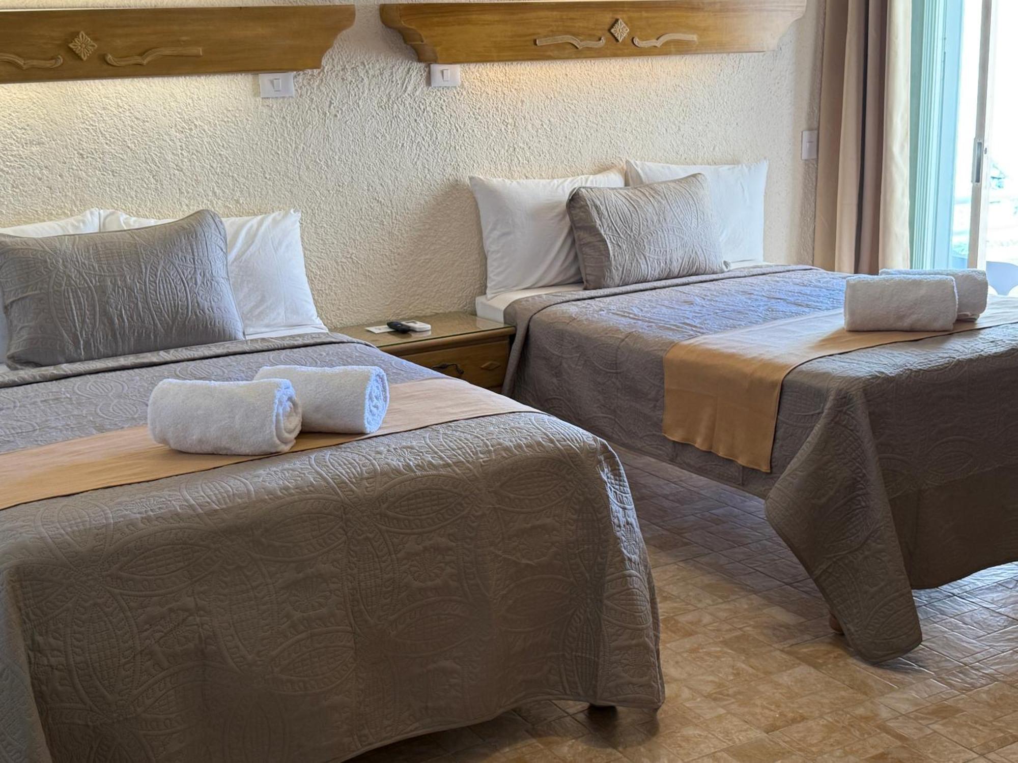 Luciana Hotel & Beach Club Playa del Carmen Chambre photo
