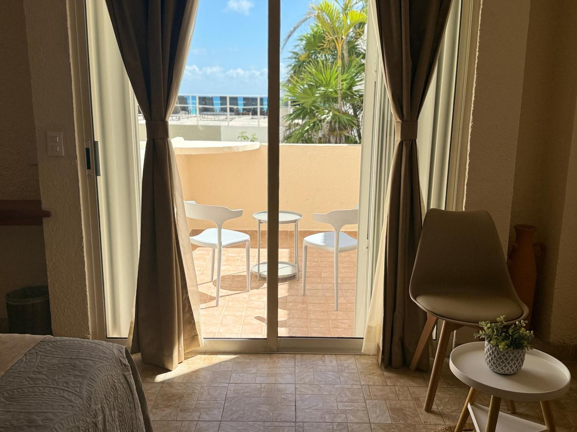 Luciana Hotel & Beach Club Playa del Carmen Chambre photo