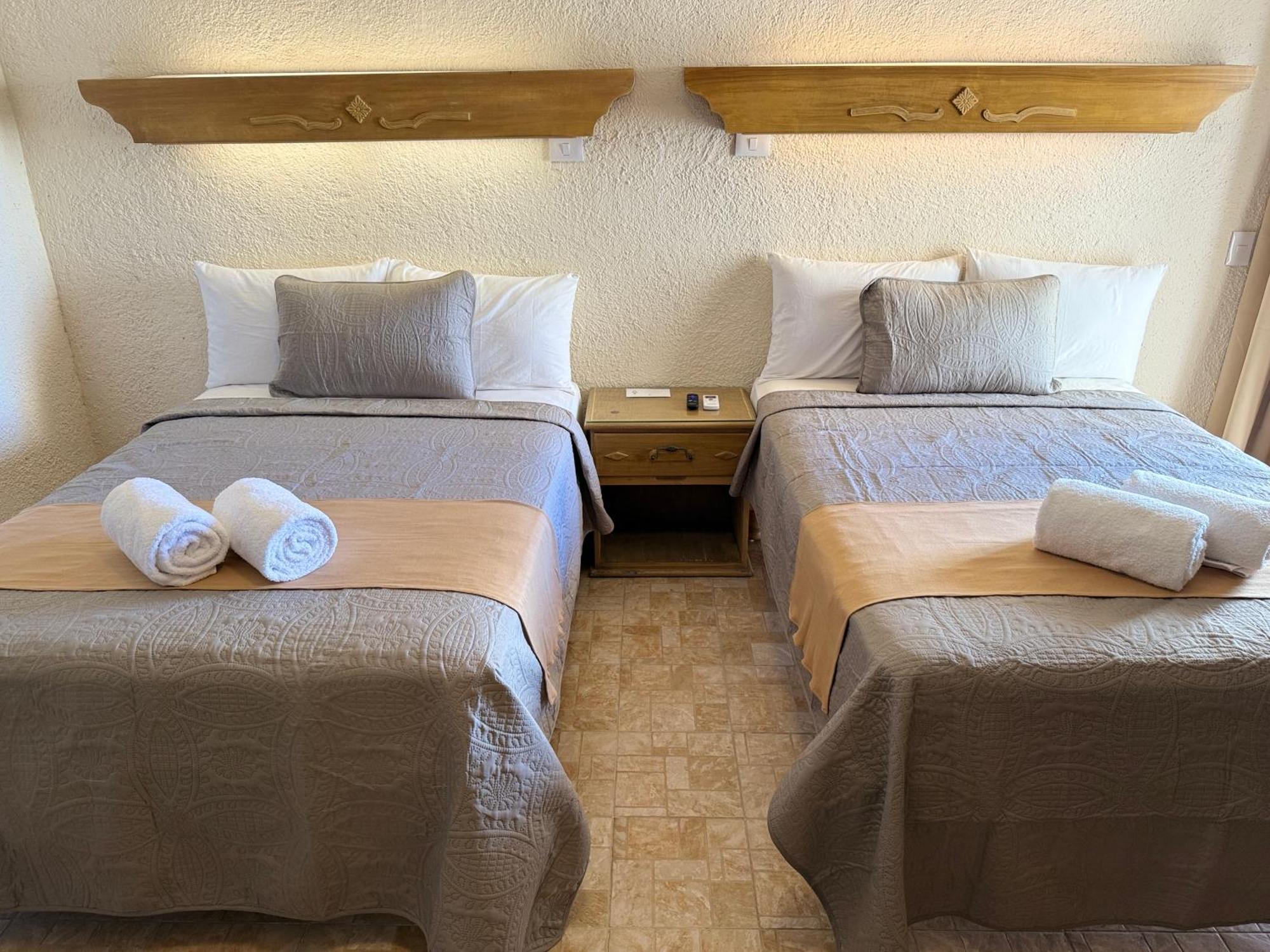 Luciana Hotel & Beach Club Playa del Carmen Chambre photo